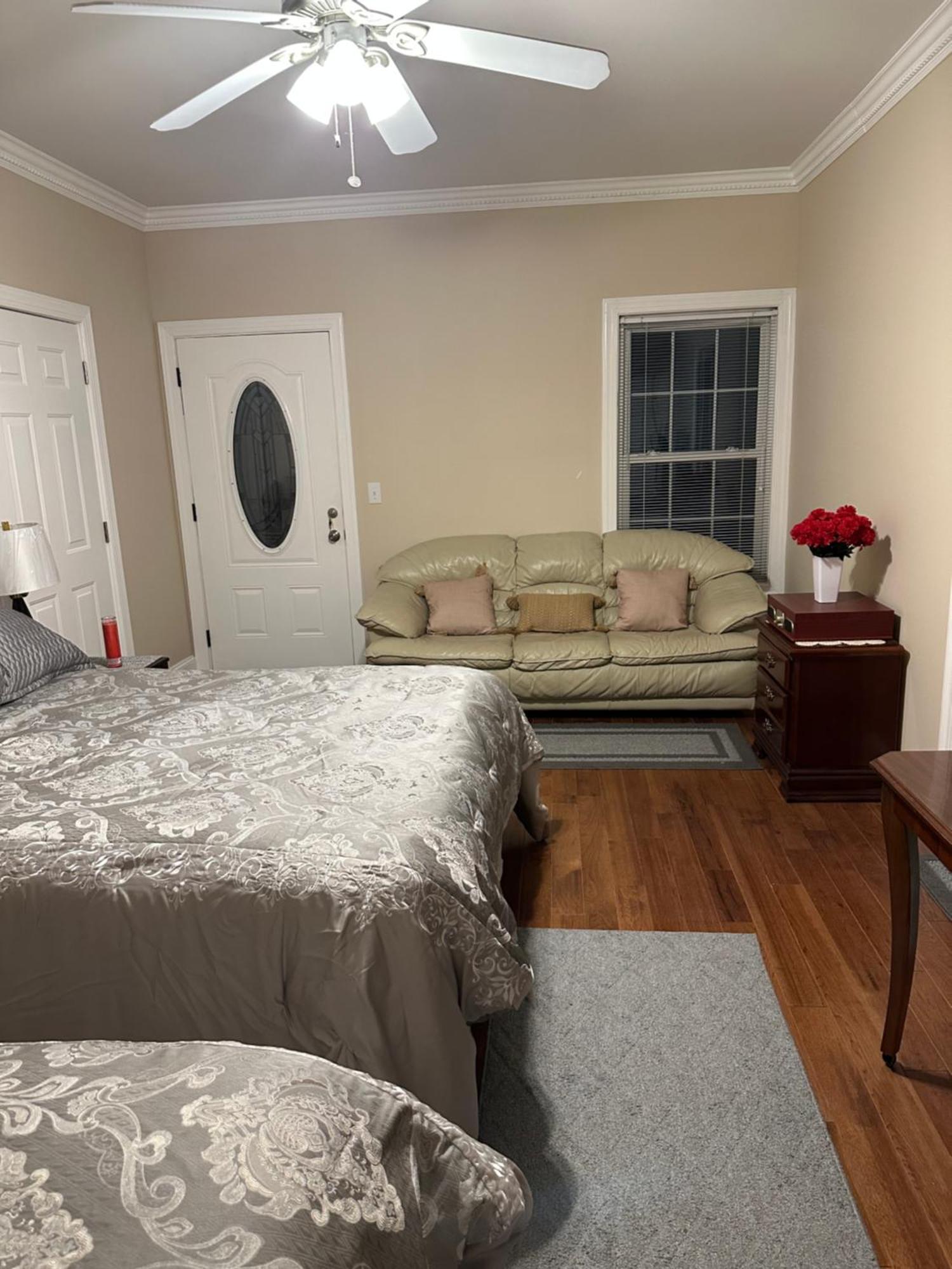 Moorefield Suites Greensboro East McLeansville ภายนอก รูปภาพ