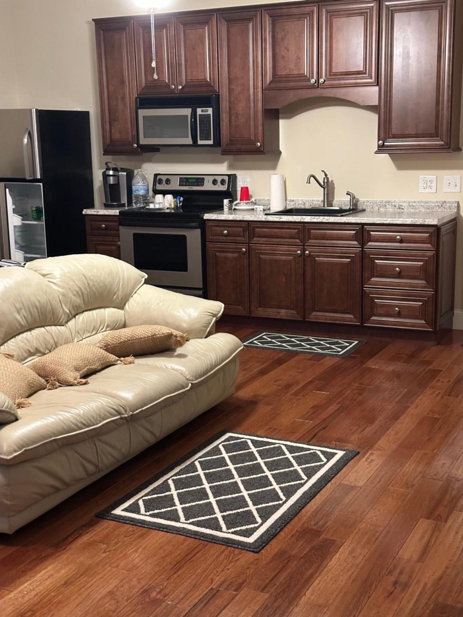 Moorefield Suites Greensboro East McLeansville ภายนอก รูปภาพ