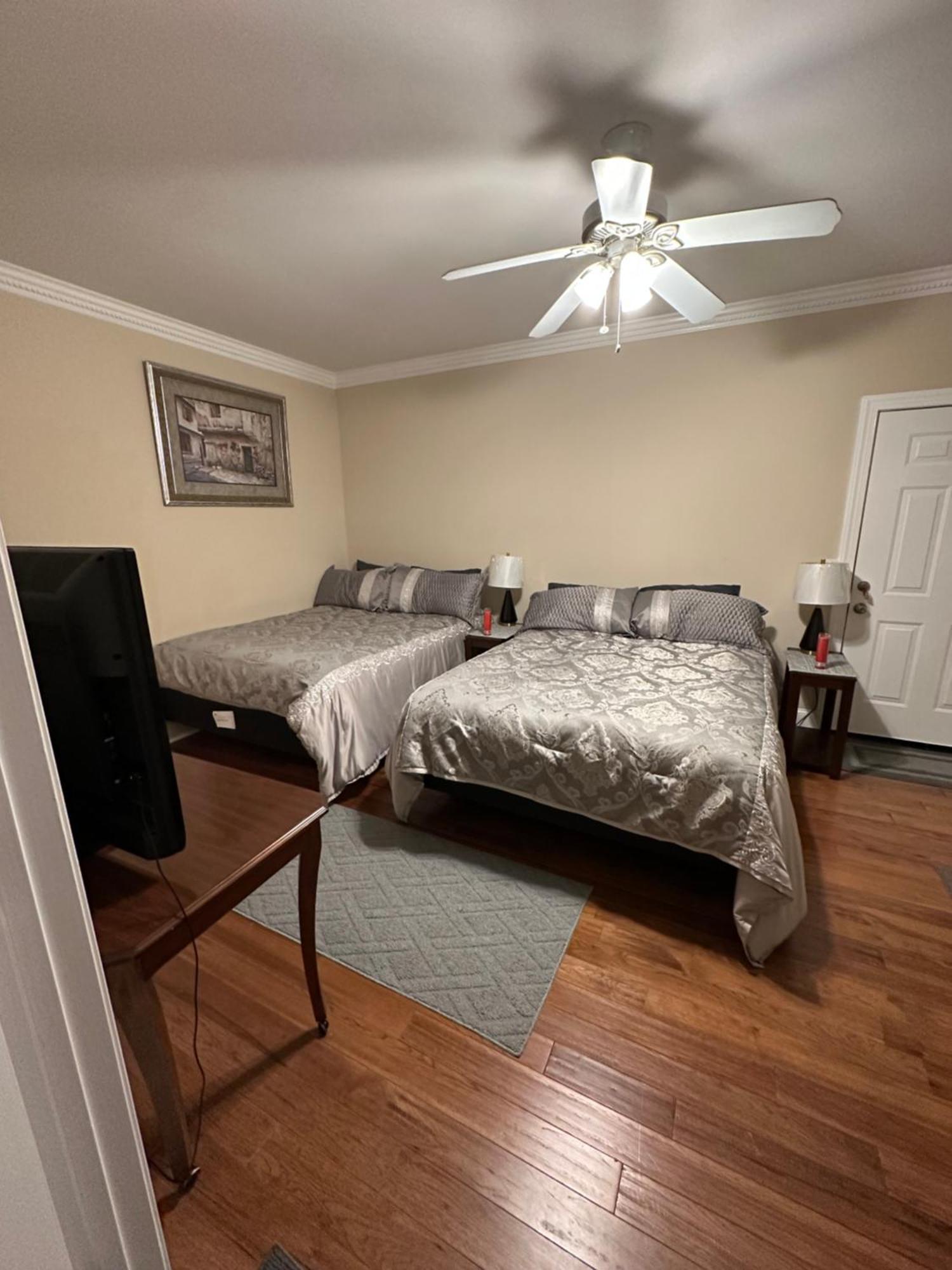 Moorefield Suites Greensboro East McLeansville ภายนอก รูปภาพ