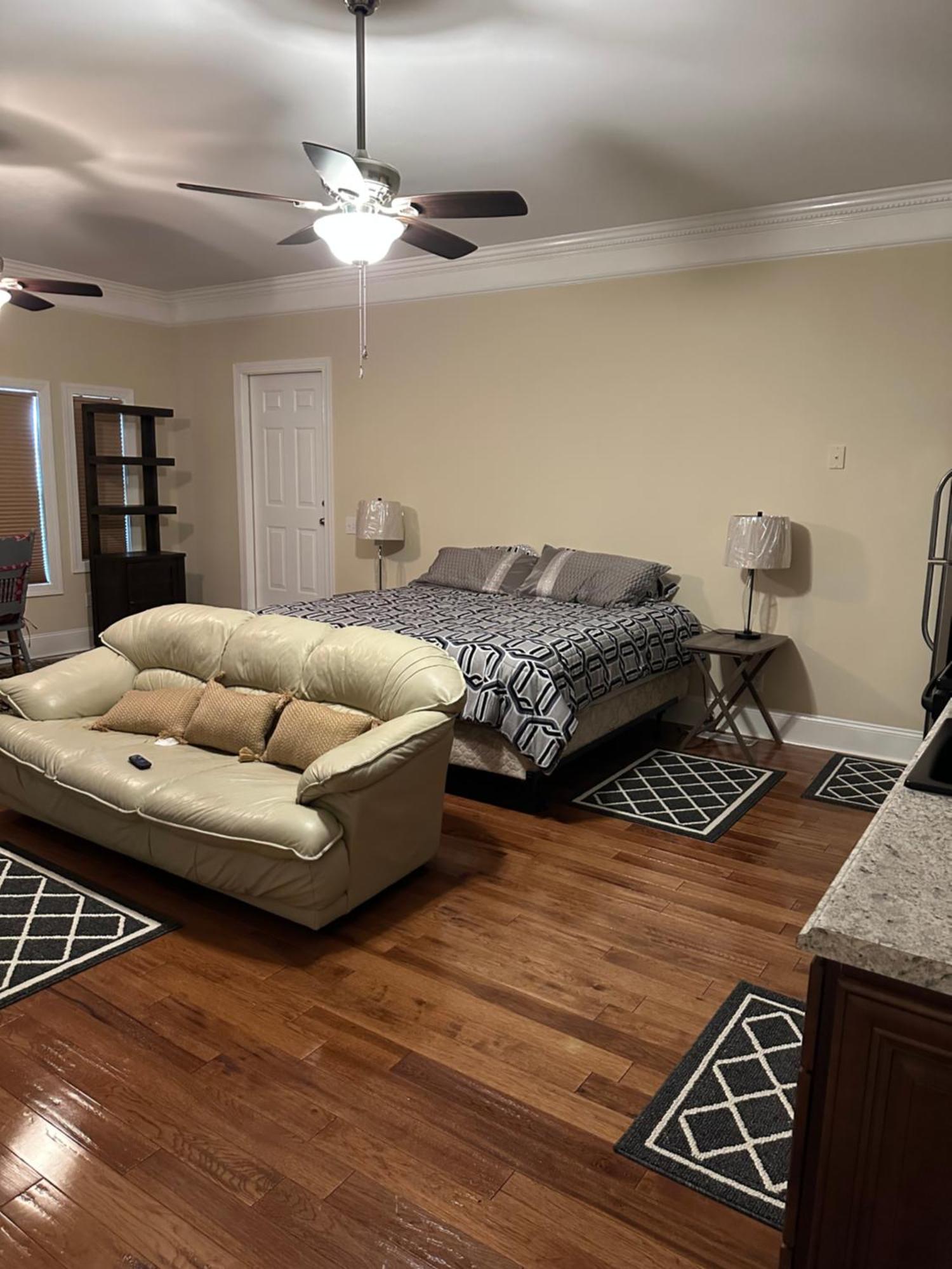 Moorefield Suites Greensboro East McLeansville ภายนอก รูปภาพ